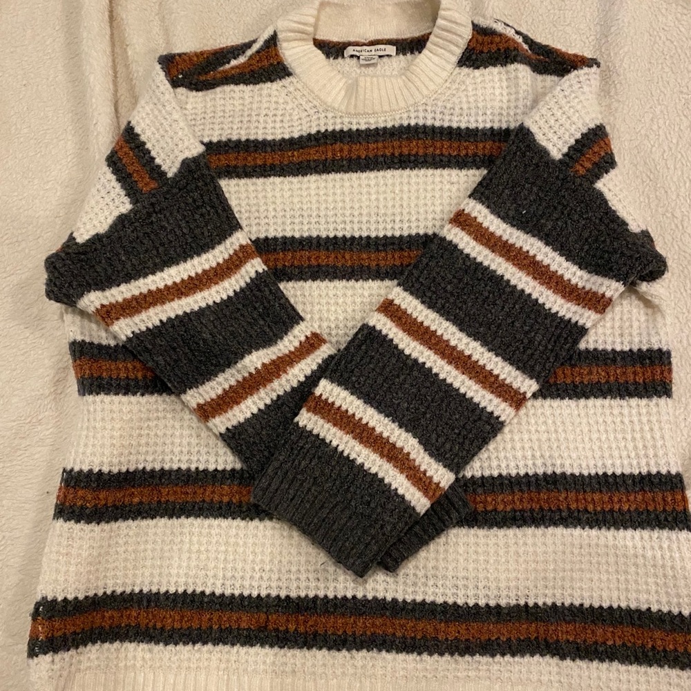 American eagle sweater